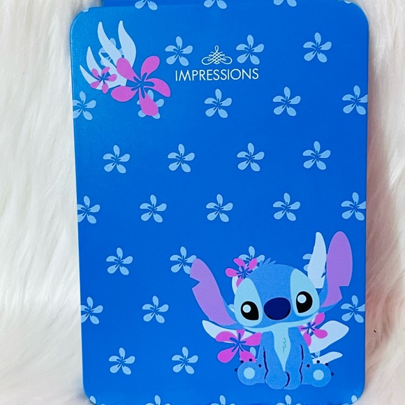 Stitch TouchPad Mini Tri-Tone LED Makeup‎ Mirror - Picture 3 of 8